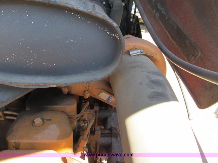 image for item G8978 2000 Case 6030 Turbo boring machine