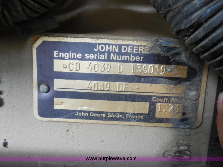 image for item G8979 1993 Atlas Copco XA590JD portable air compressor