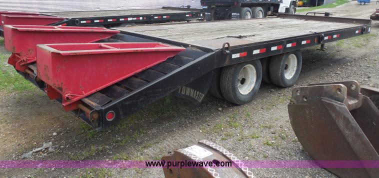 image for item G8983 2000 Towmaster T20 trailer