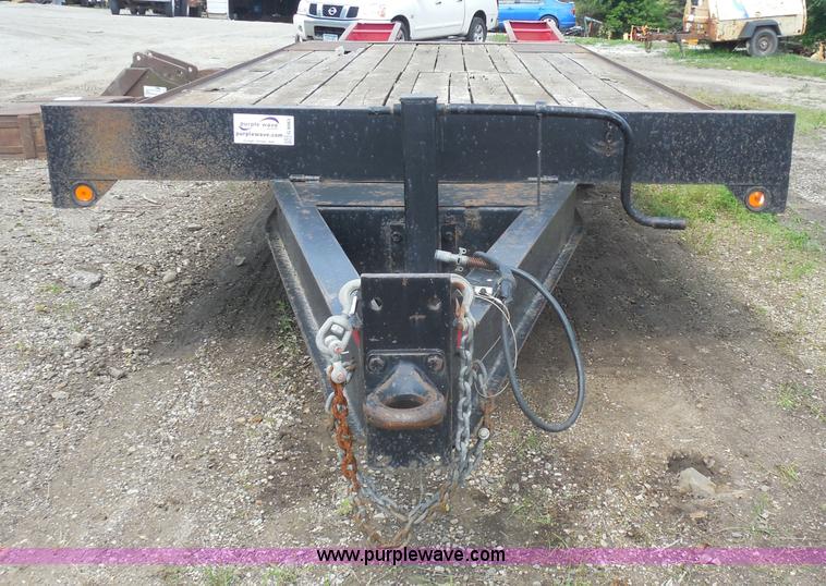 image for item G8983 2000 Towmaster T20 trailer