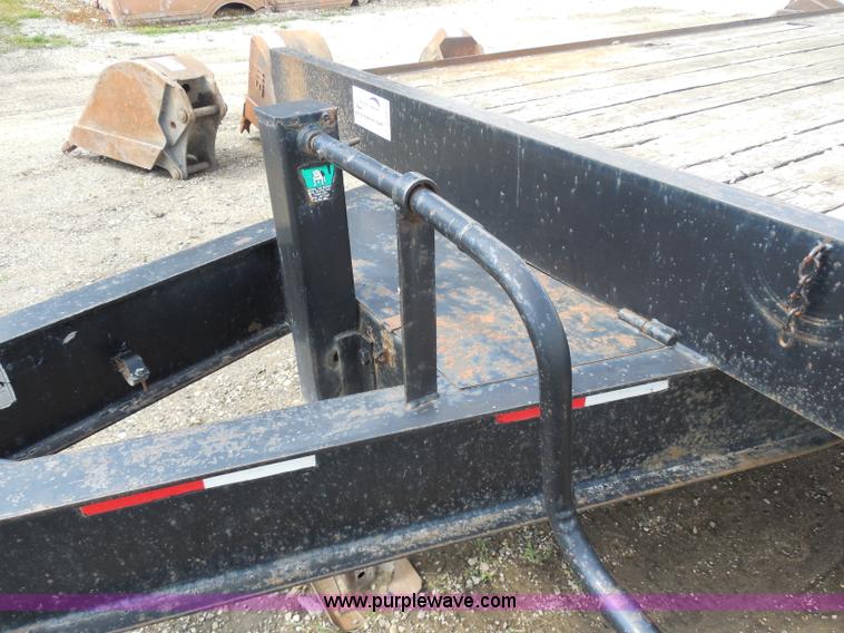 image for item G8983 2000 Towmaster T20 trailer