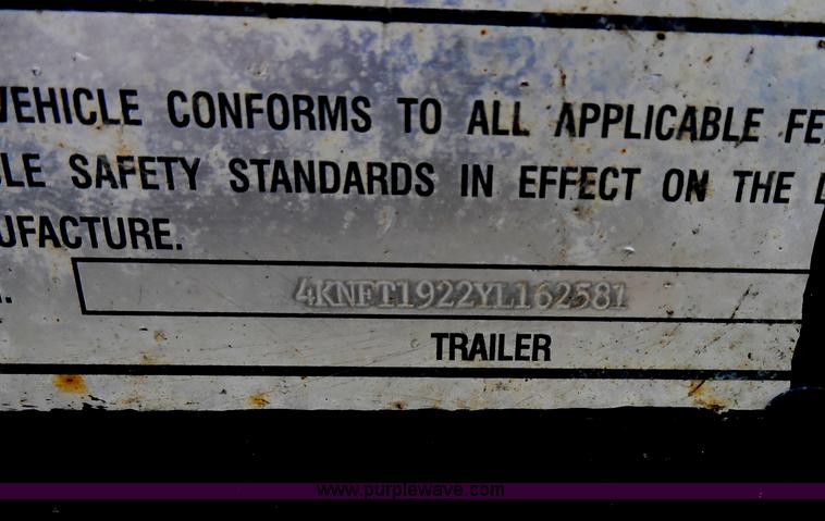 image for item G8983 2000 Towmaster T20 trailer