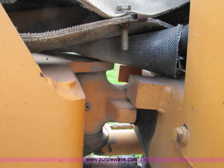 image for item G8995 1991 Case Maxi-Sneaker B cable plow