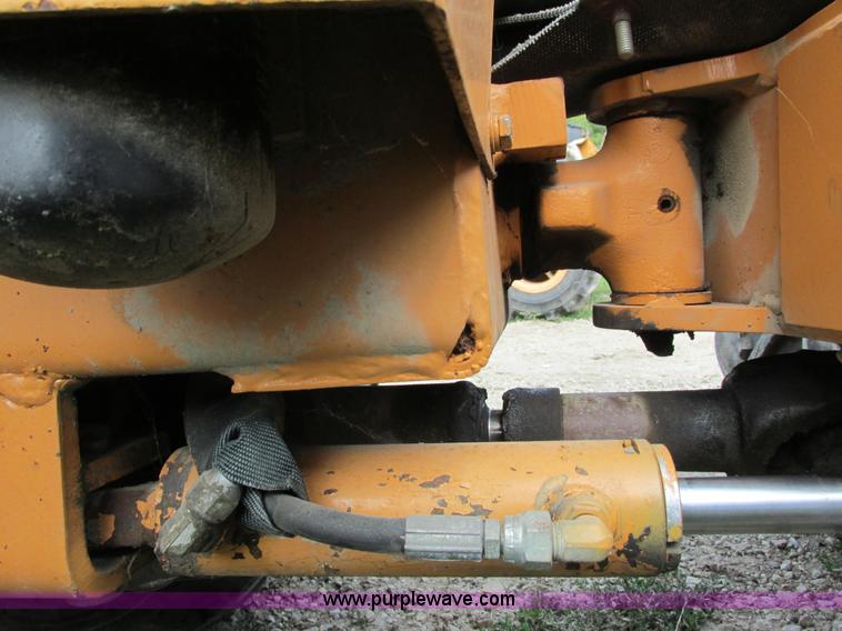 image for item G8995 1991 Case Maxi-Sneaker B cable plow