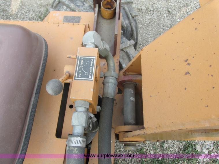 image for item G8995 1991 Case Maxi-Sneaker B cable plow