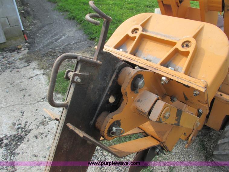 image for item G8995 1991 Case Maxi-Sneaker B cable plow