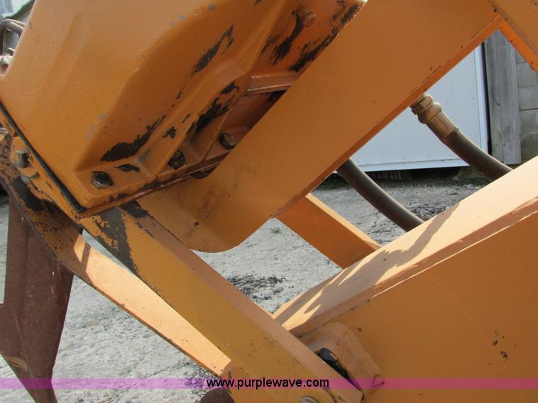 image for item G8995 1991 Case Maxi-Sneaker B cable plow