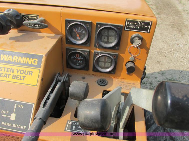 image for item G8995 1991 Case Maxi-Sneaker B cable plow