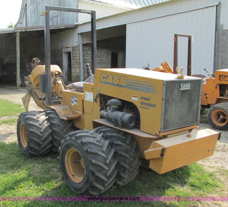 image for item G8996 1997 Case Maxi-Sneaker C cable plow