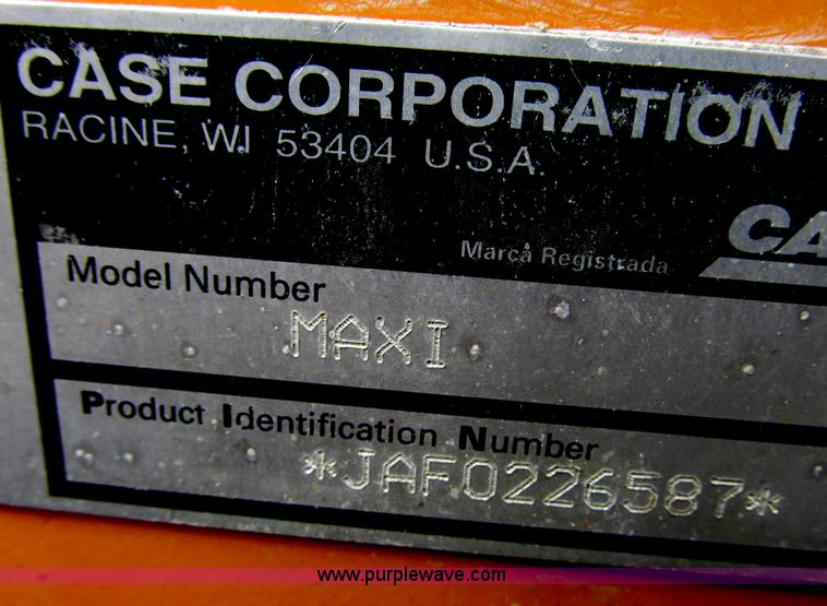 image for item G8996 1997 Case Maxi-Sneaker C cable plow