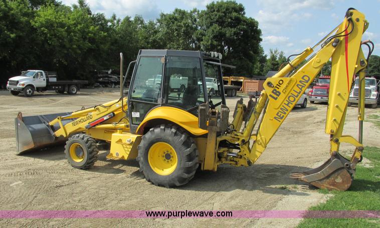 image for item G8997 2001 New Holland LB110 backhoe