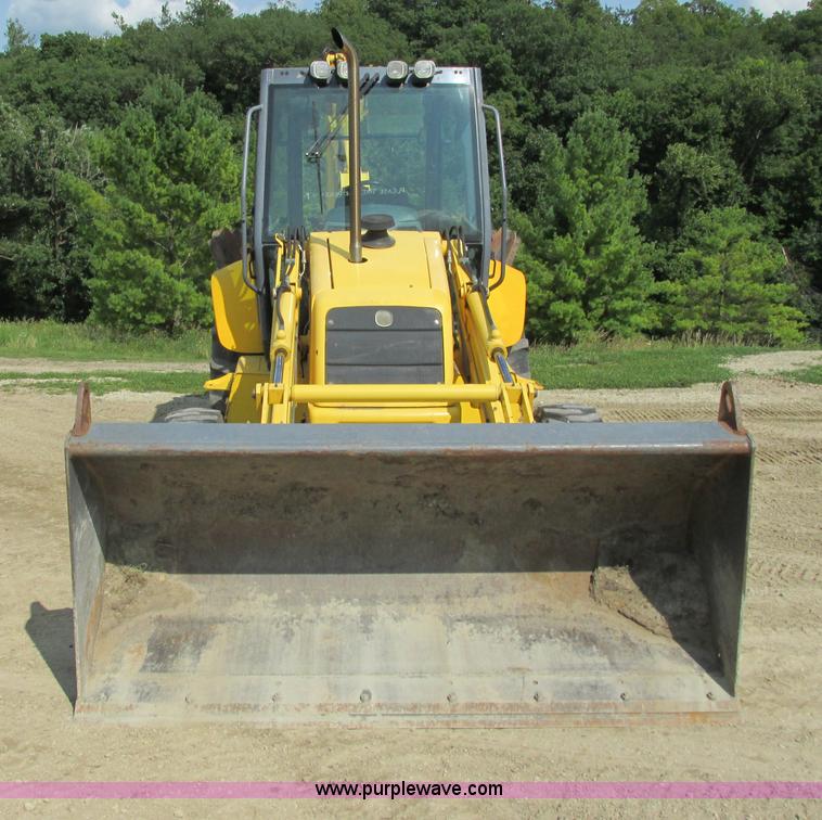image for item G8997 2001 New Holland LB110 backhoe