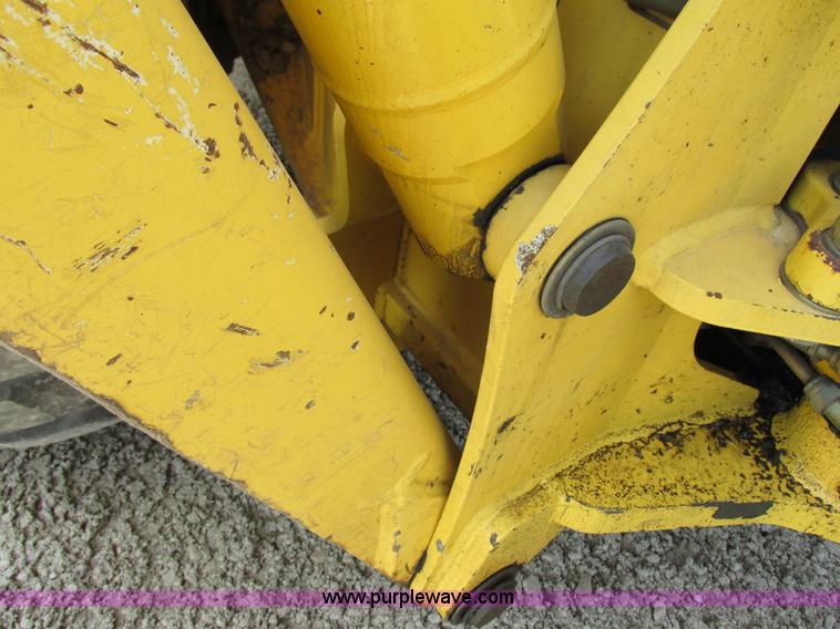 image for item G8997 2001 New Holland LB110 backhoe