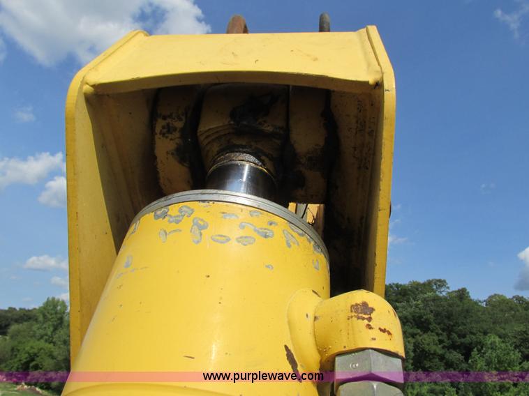 image for item G8997 2001 New Holland LB110 backhoe