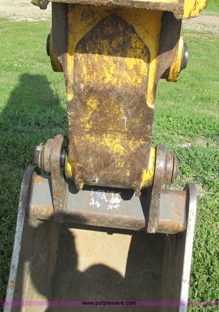 image for item G8997 2001 New Holland LB110 backhoe