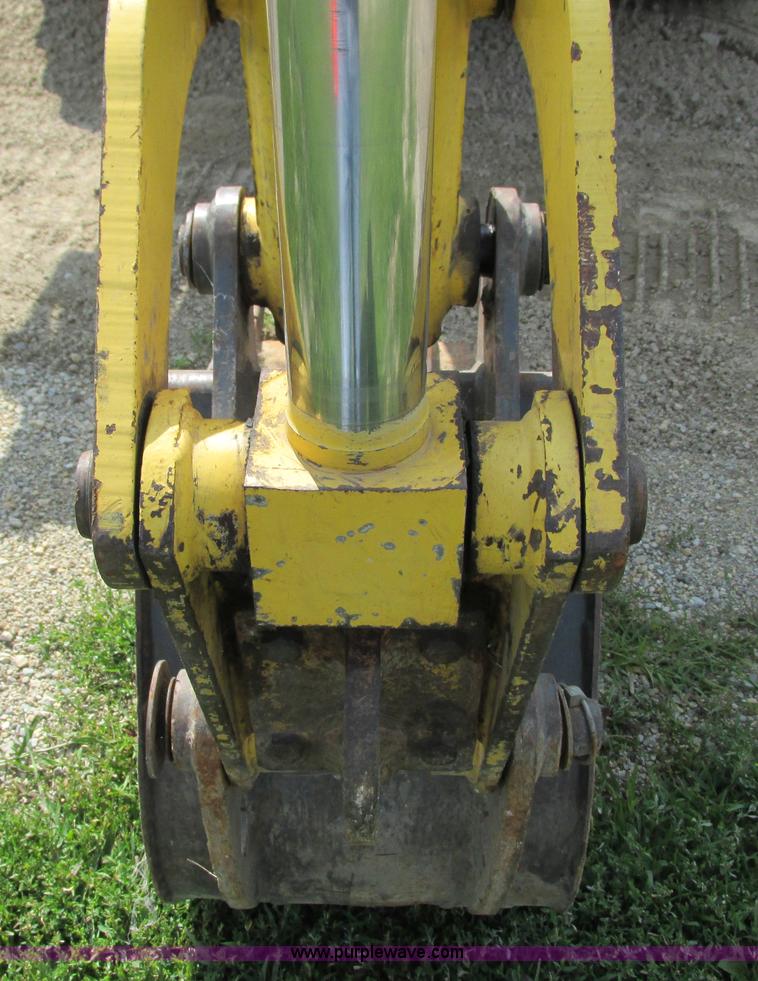 image for item G8997 2001 New Holland LB110 backhoe