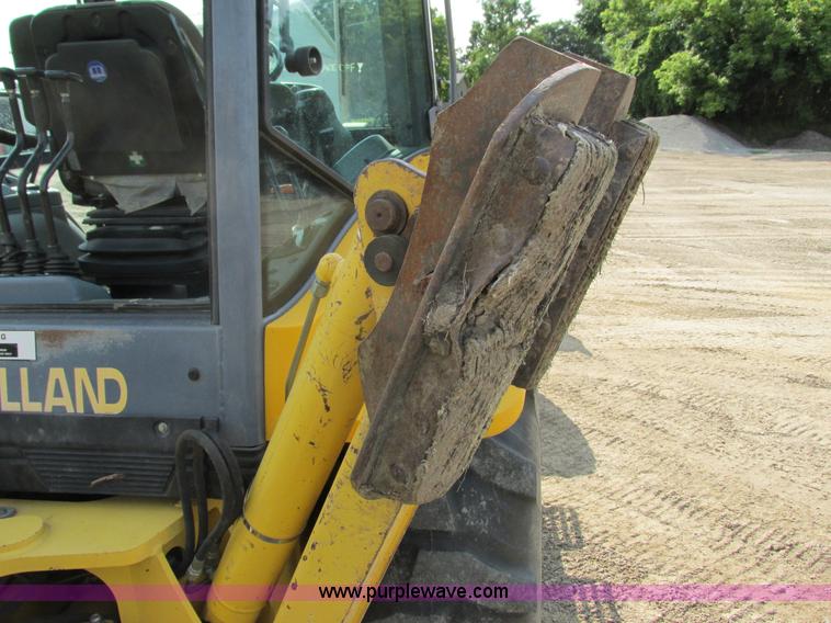 image for item G8997 2001 New Holland LB110 backhoe