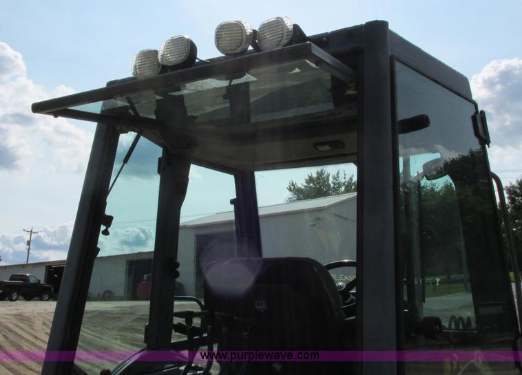 image for item G8997 2001 New Holland LB110 backhoe