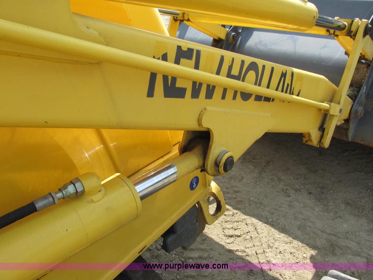 image for item G8997 2001 New Holland LB110 backhoe
