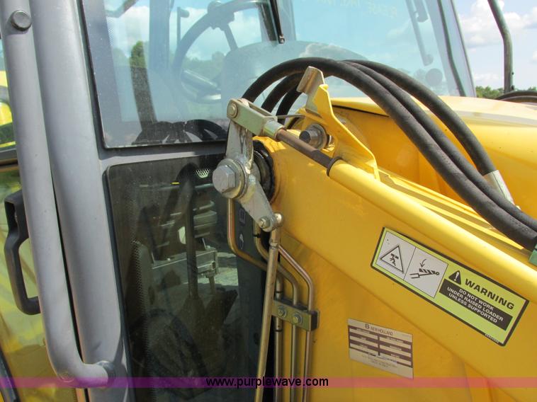 image for item G8997 2001 New Holland LB110 backhoe