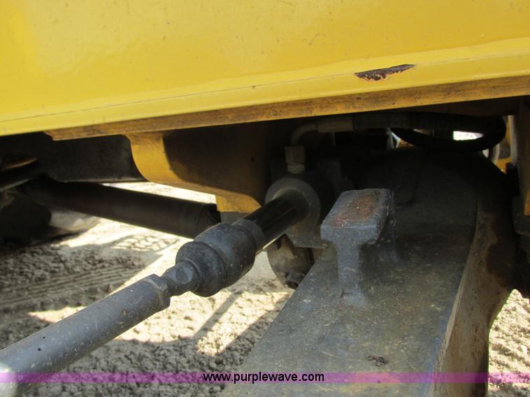 image for item G8997 2001 New Holland LB110 backhoe