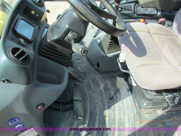 image for item G8997 2001 New Holland LB110 backhoe