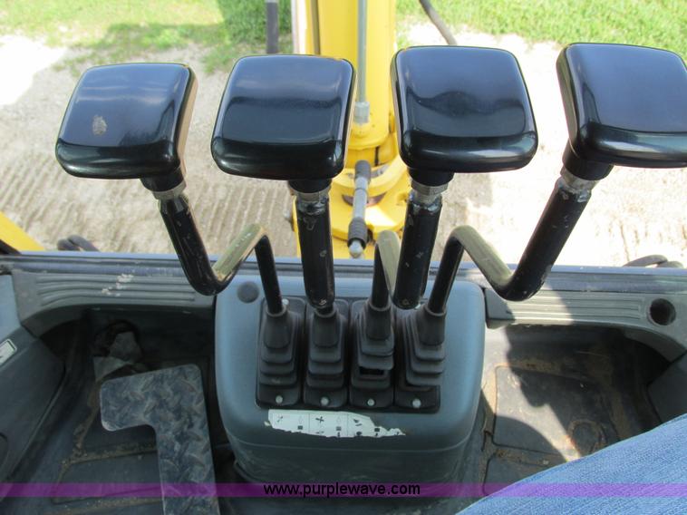 image for item G8997 2001 New Holland LB110 backhoe