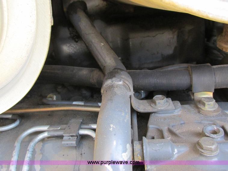 image for item G8997 2001 New Holland LB110 backhoe