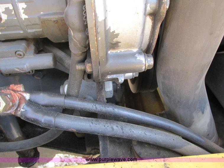 image for item G8997 2001 New Holland LB110 backhoe