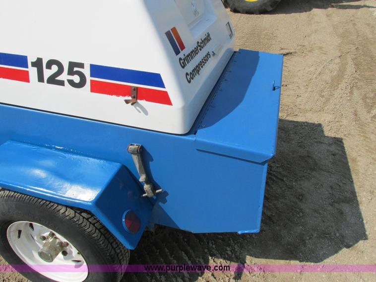 image for item G8998 Grimmer Schmidt 125 air compressor