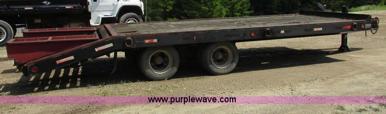 image for item G8999 1996 Towmaster T40 trailer