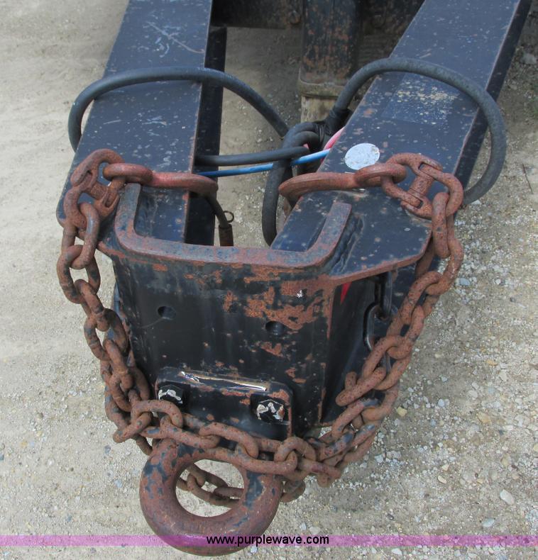 image for item G8999 1996 Towmaster T40 trailer