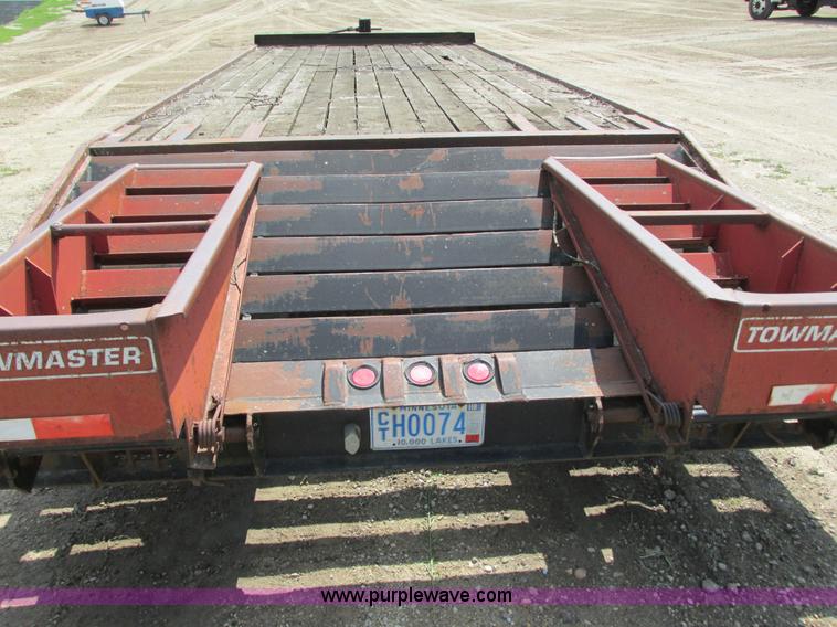 image for item G8999 1996 Towmaster T40 trailer