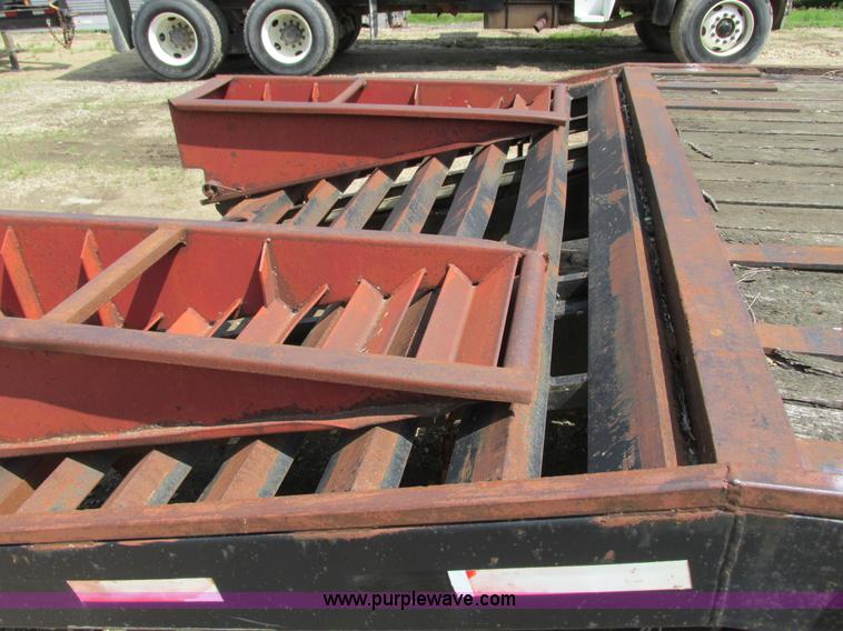 image for item G8999 1996 Towmaster T40 trailer