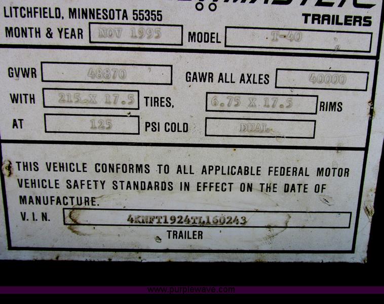 image for item G8999 1996 Towmaster T40 trailer