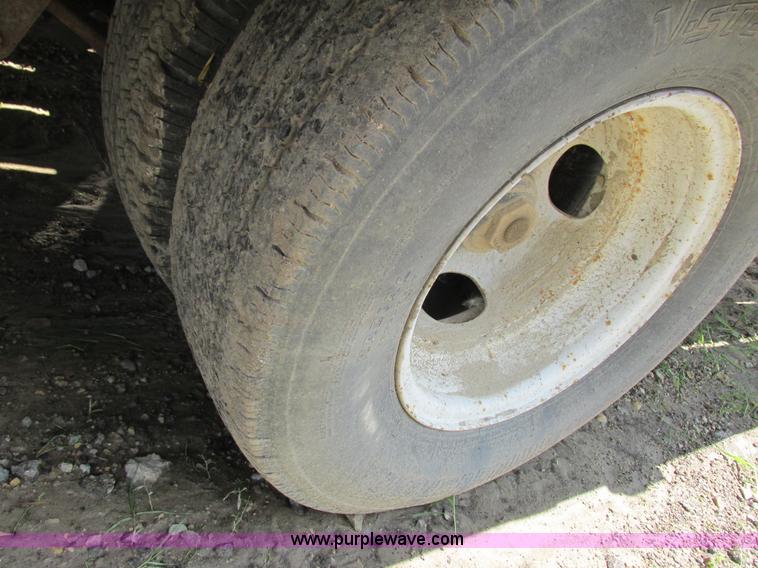 image for item G9000 2000 Towmaster T20 trailer