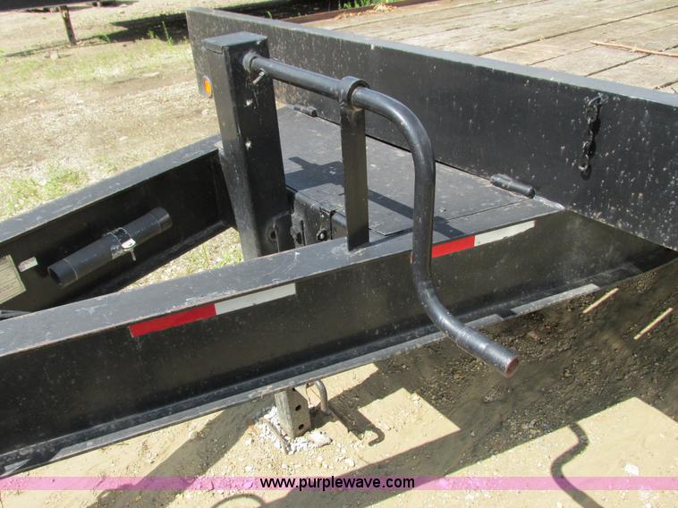 image for item G9000 2000 Towmaster T20 trailer