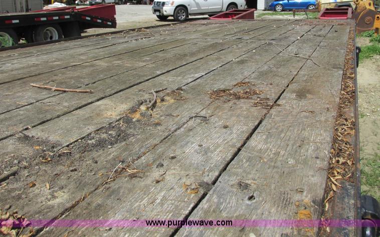 image for item G9000 2000 Towmaster T20 trailer