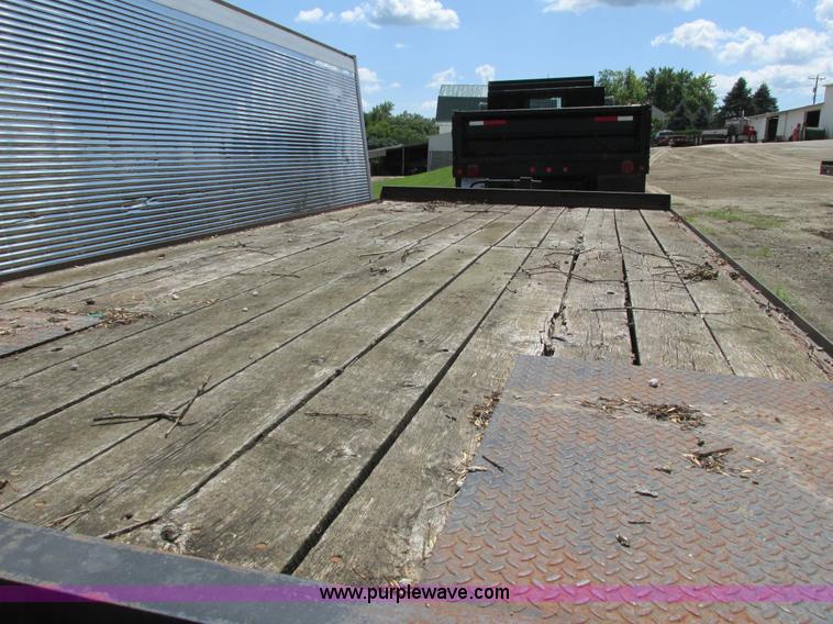 image for item G9000 2000 Towmaster T20 trailer