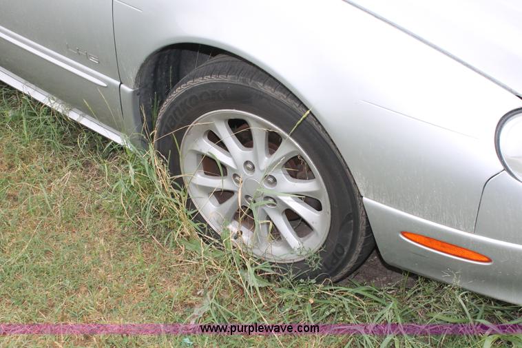 image for item I8042 2001 Chrysler LHS