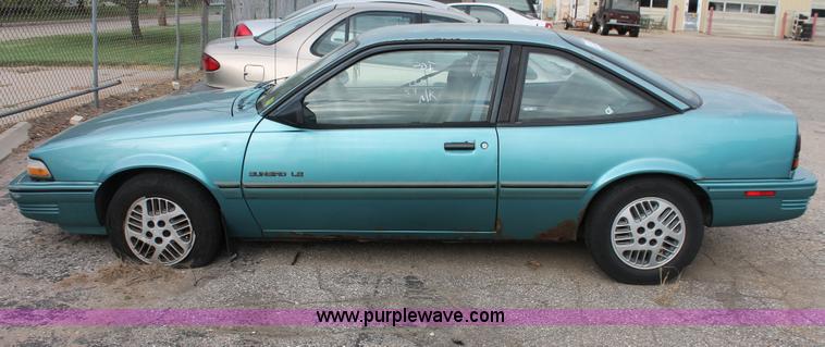 image for item I8043 1994 Pontiac Sunbird LE