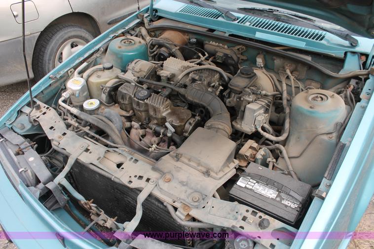 image for item I8043 1994 Pontiac Sunbird LE