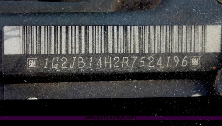 image for item I8043 1994 Pontiac Sunbird LE