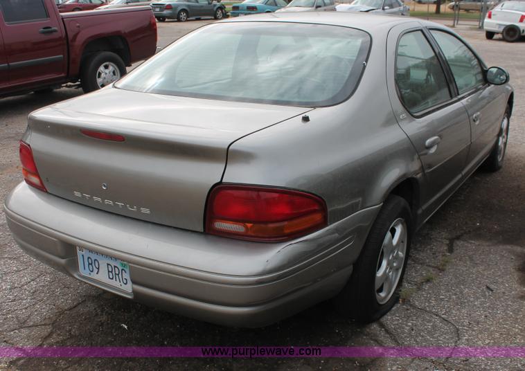 image for item I8044 1999 Dodge Stratus ES