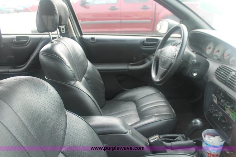 image for item I8044 1999 Dodge Stratus ES