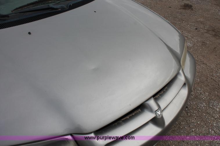 image for item I8044 1999 Dodge Stratus ES
