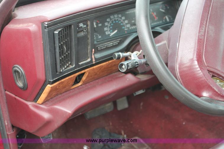 image for item I8046 1993 Buick LeSabre Limited
