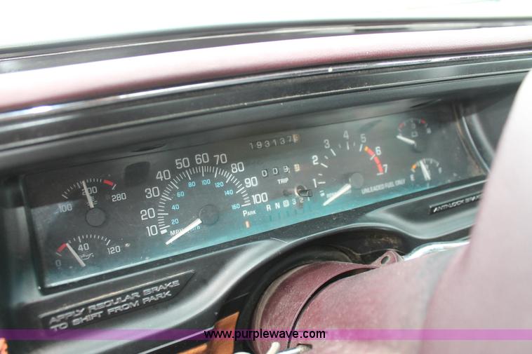 image for item I8046 1993 Buick LeSabre Limited