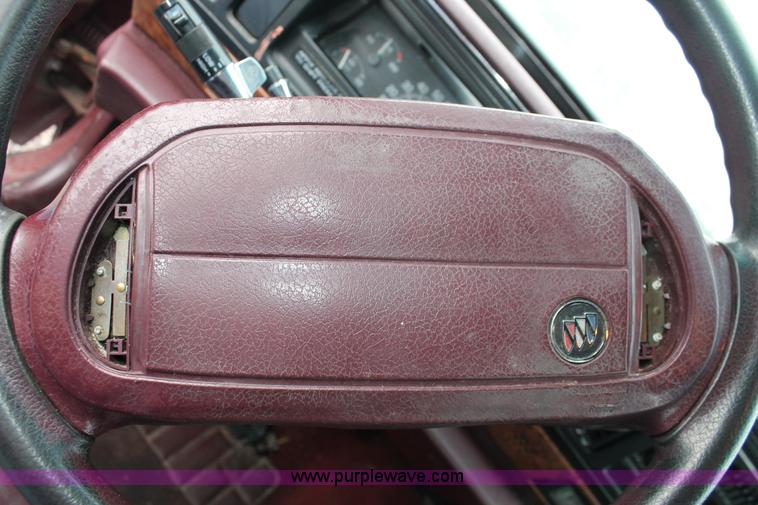 image for item I8046 1993 Buick LeSabre Limited