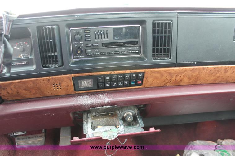image for item I8046 1993 Buick LeSabre Limited